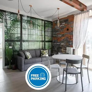 Apartment Bellevue Borghi Italien